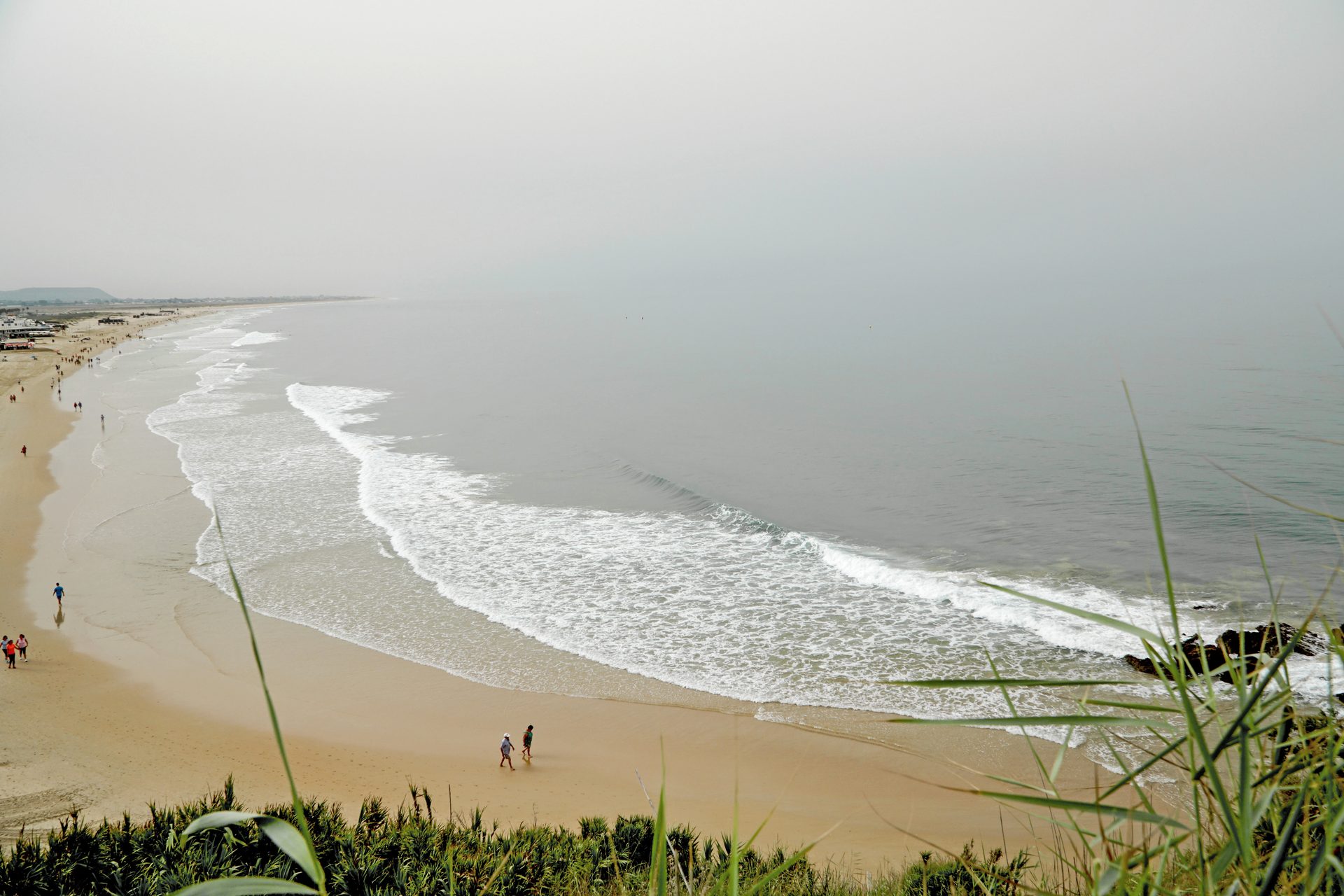 Sandstrand mit Dünen bei Conil